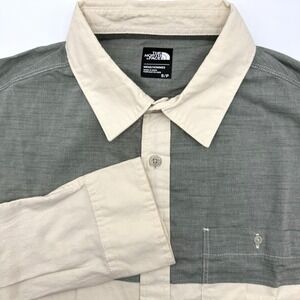 The North Face Men's‎ Long Sleeve Button Up Small Multicolor Hiking Outdoor